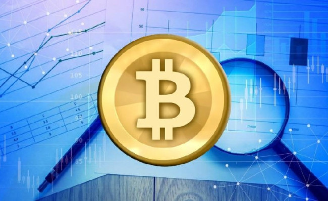 Биткоин на грани: удержится ли поддержка на уровне $82 тыс?