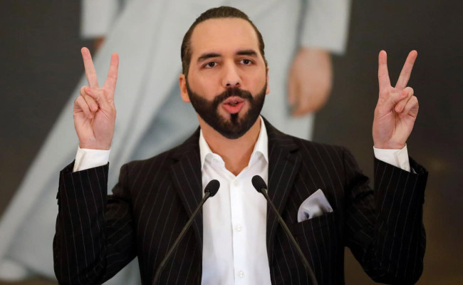 Биткойн-авантюра Букеле окупается