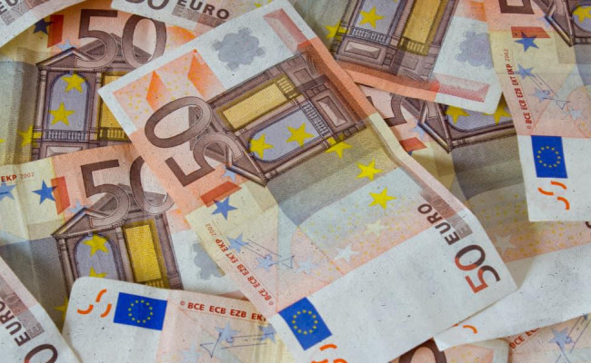 EUR/USD: евро упал