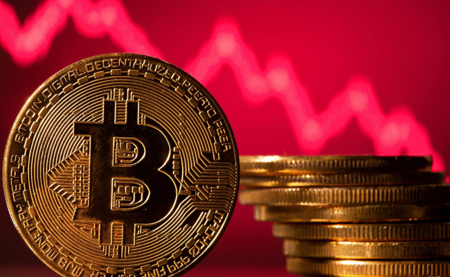 👉 Bitcoin faces significant price fluctuations due to a variety of factors