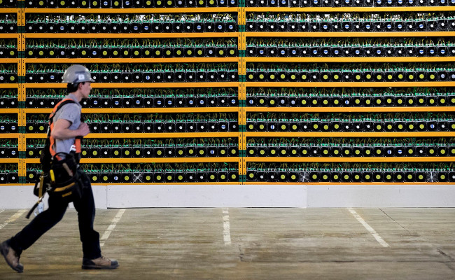 Сенат Кентукки принял законопроект о защите хранения и майнинга биткоинов